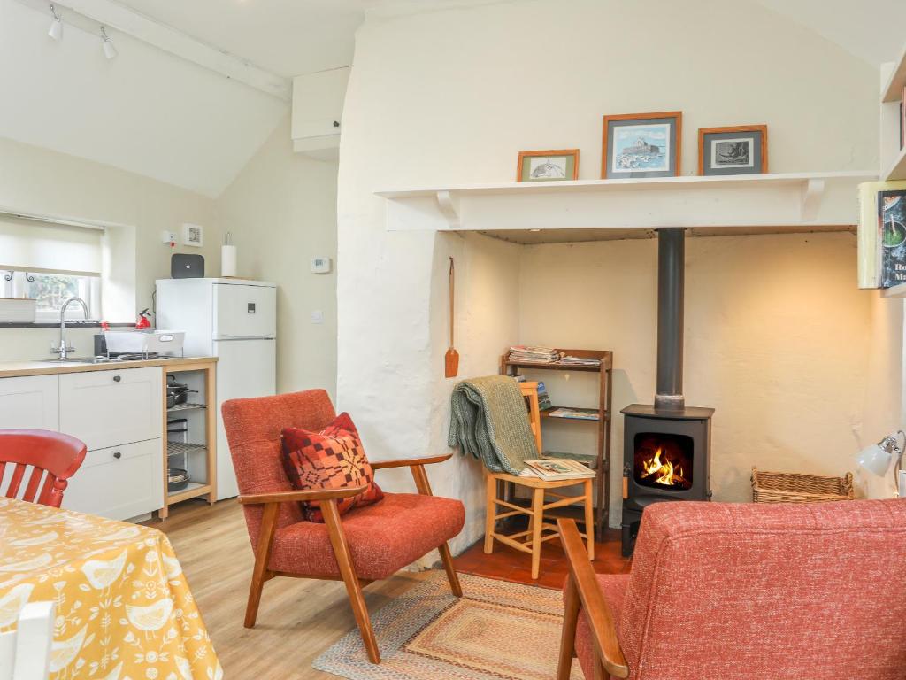 Ffrwd Cottage, Bodorgan photo 6