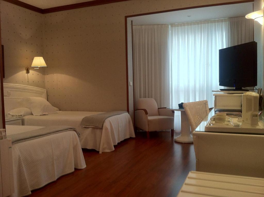 Las Rocas Playa Hotel - zdjęcie 5