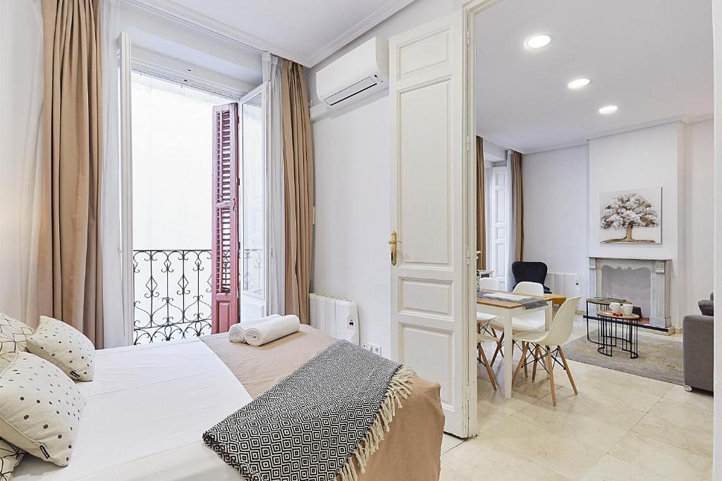 LEEWAYS APARTMENT XII in GRAN VÍA - 3