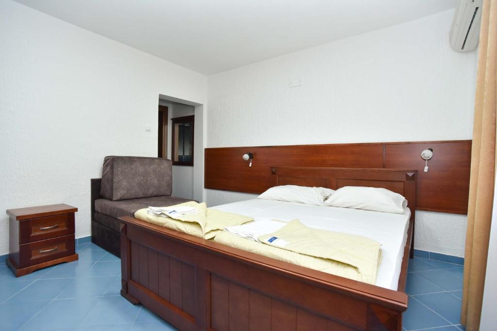 Hotel Galeb photo