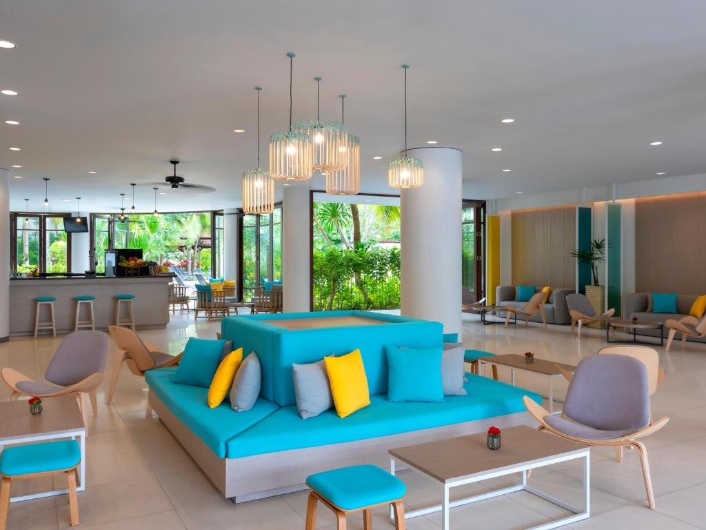 フロント・ロビー