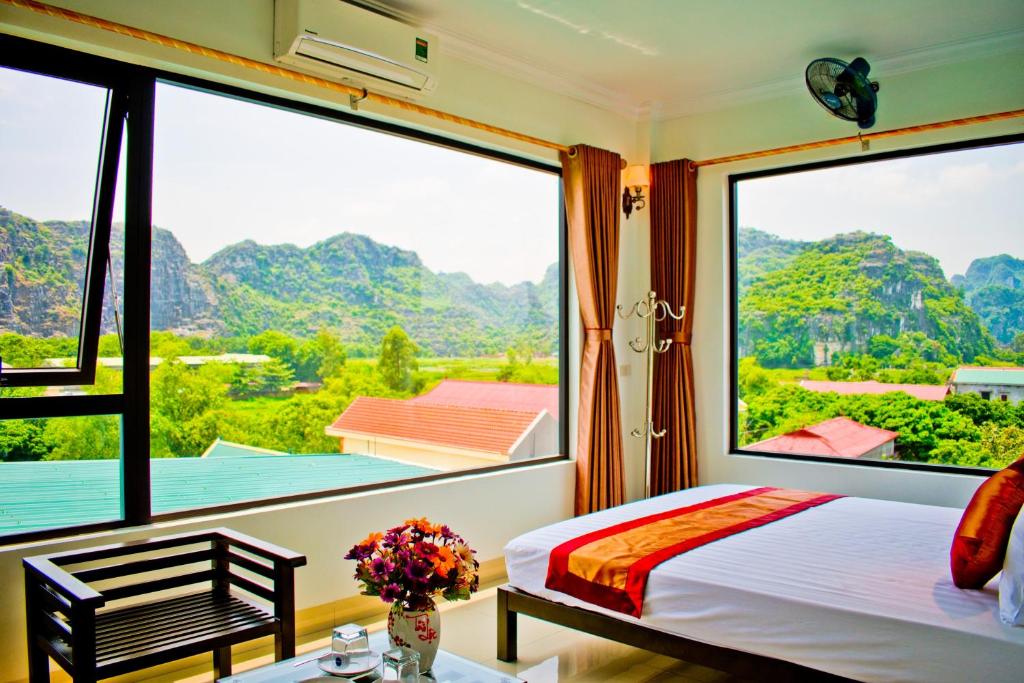 Trang An Mountain View Homestay photo