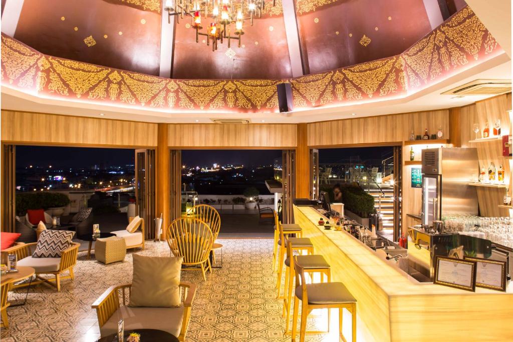 Restaurant, Mida Grande Hotel Dhavaravati Nakhon Pathom in Nakhon Pathom