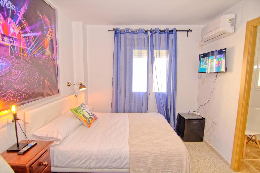 Low cost rooms Malaga Mota - 3