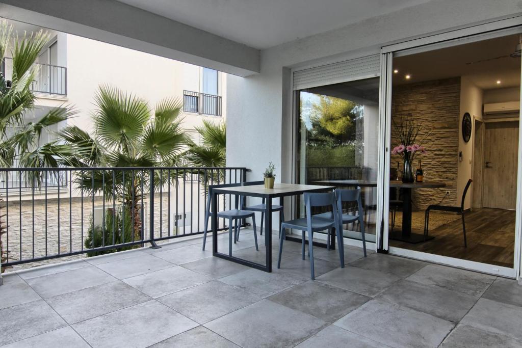 HD Beach House II photo
