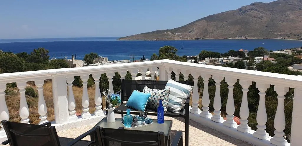Nikos studios, hotel in Livadia
