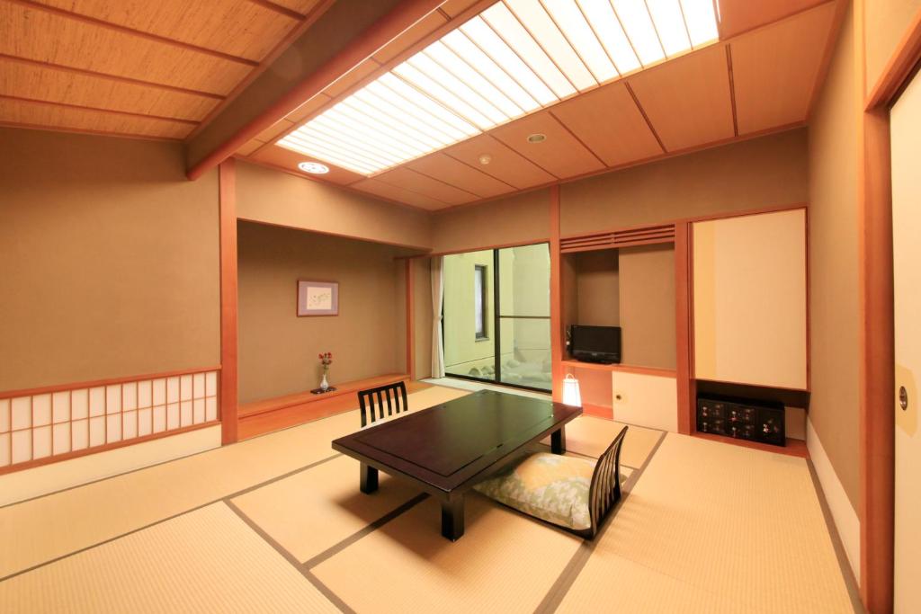 Tsunagi Onsen Ryokan Shikitei photo