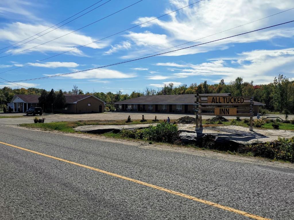 All Tucked Inn — Hotel in Port Severn (ON)