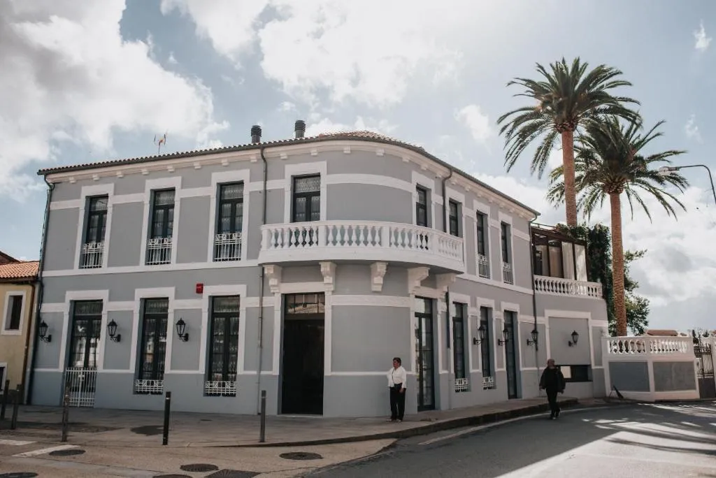 1930 Boutique Hotel，位于阿尔苏阿的酒店