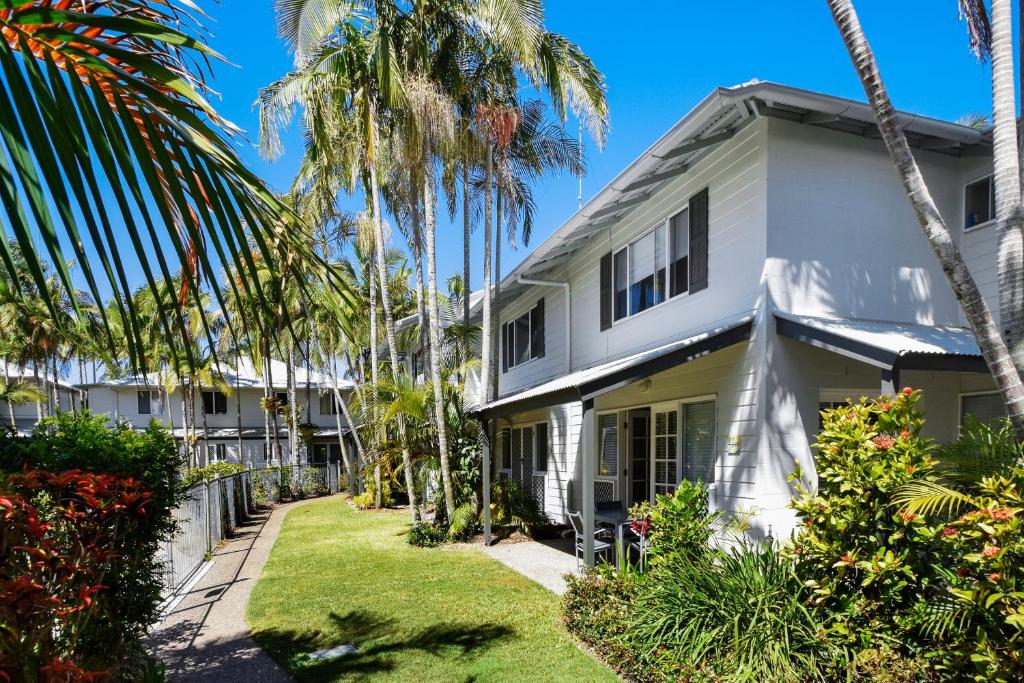 Coco Bay Resort — Hotel in Sunshine Coast