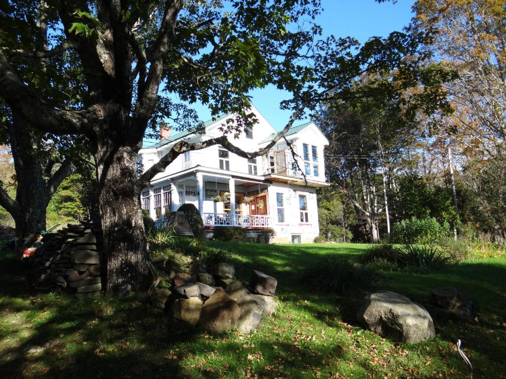Chamcook Forest Lodge Bed &amp; Breakfast — Hotel in St Andrews (NB)