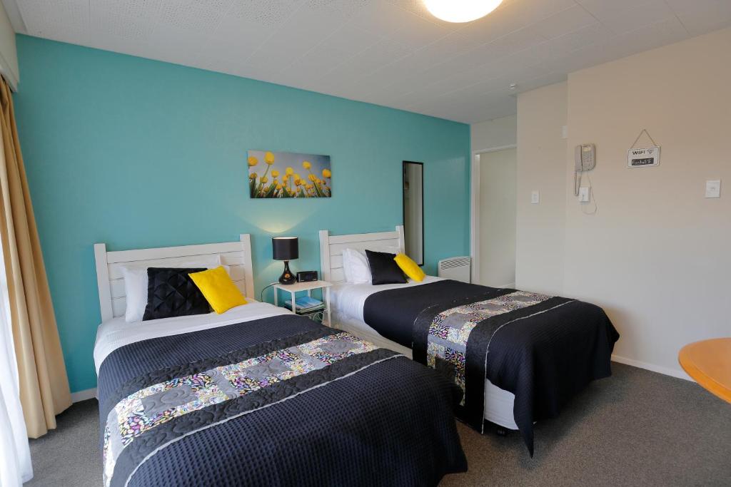 Aden Motel photo