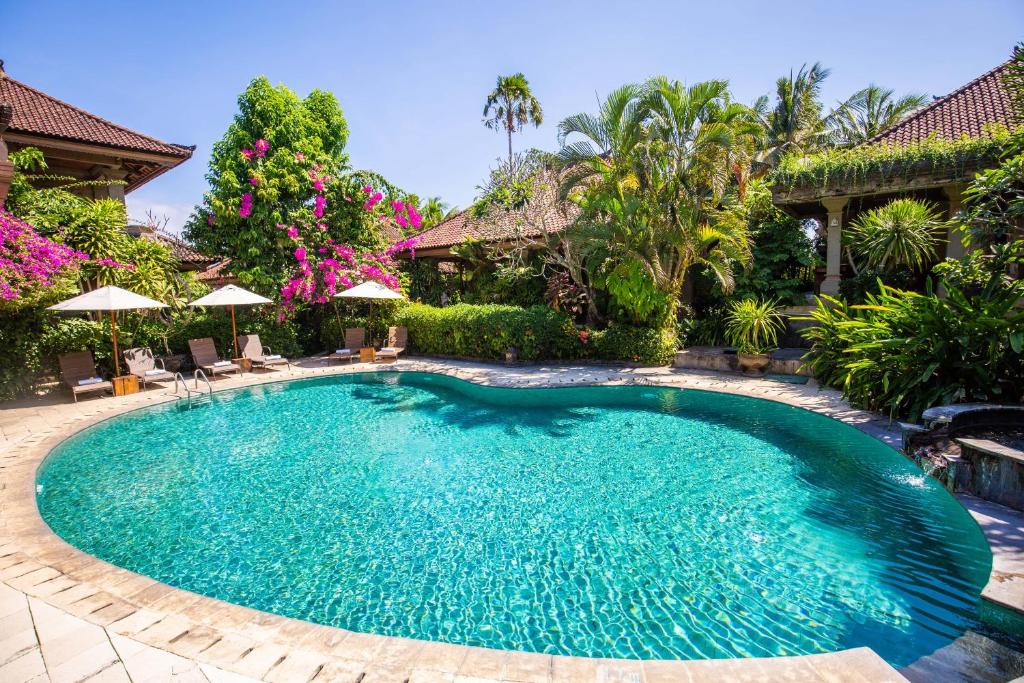 Swimming pool, Vision Villas Resort in Bali