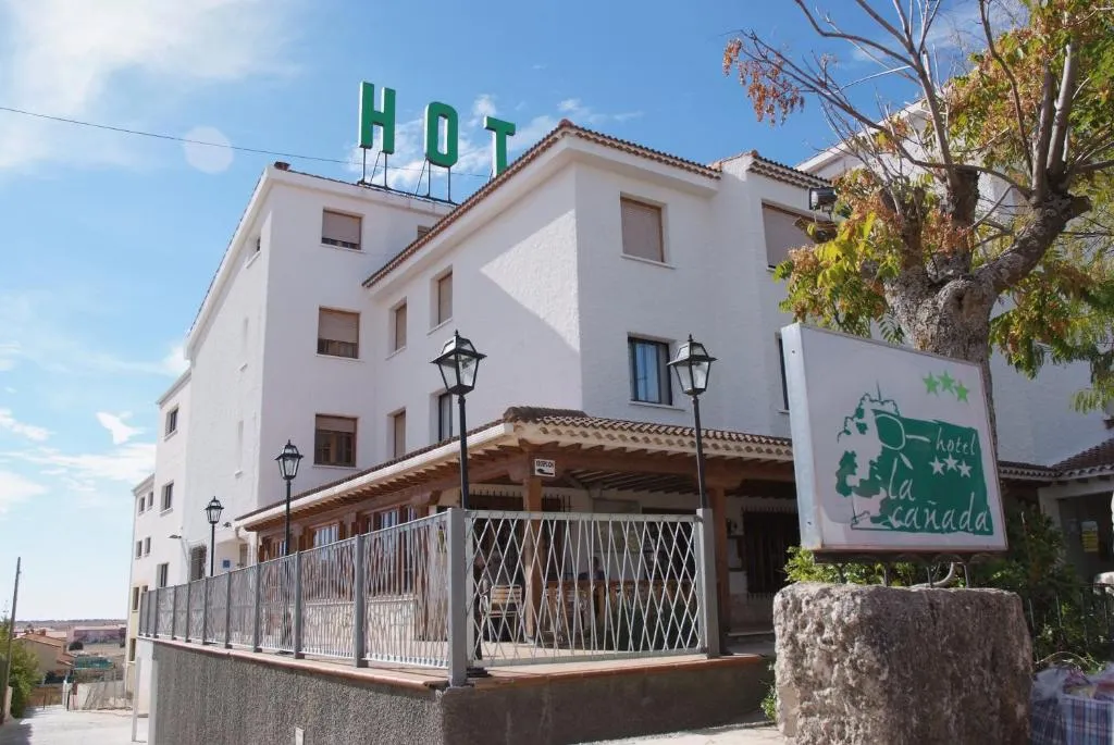 卡纳达酒店，位于Horche的酒店