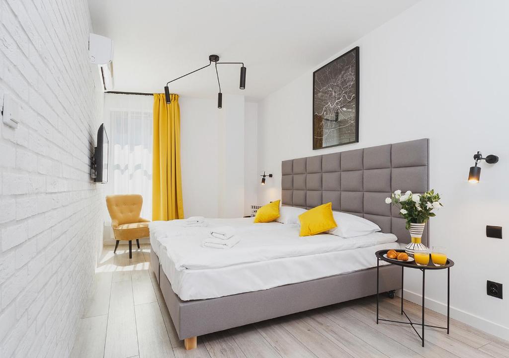 Aaron Aparthotel — Hotel in Kraków