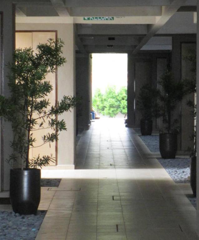 Samsuria Beach Apartment Resort photo