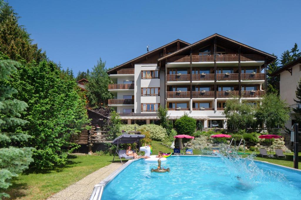 Hotel La Prairie — Hotel in Crans Montana