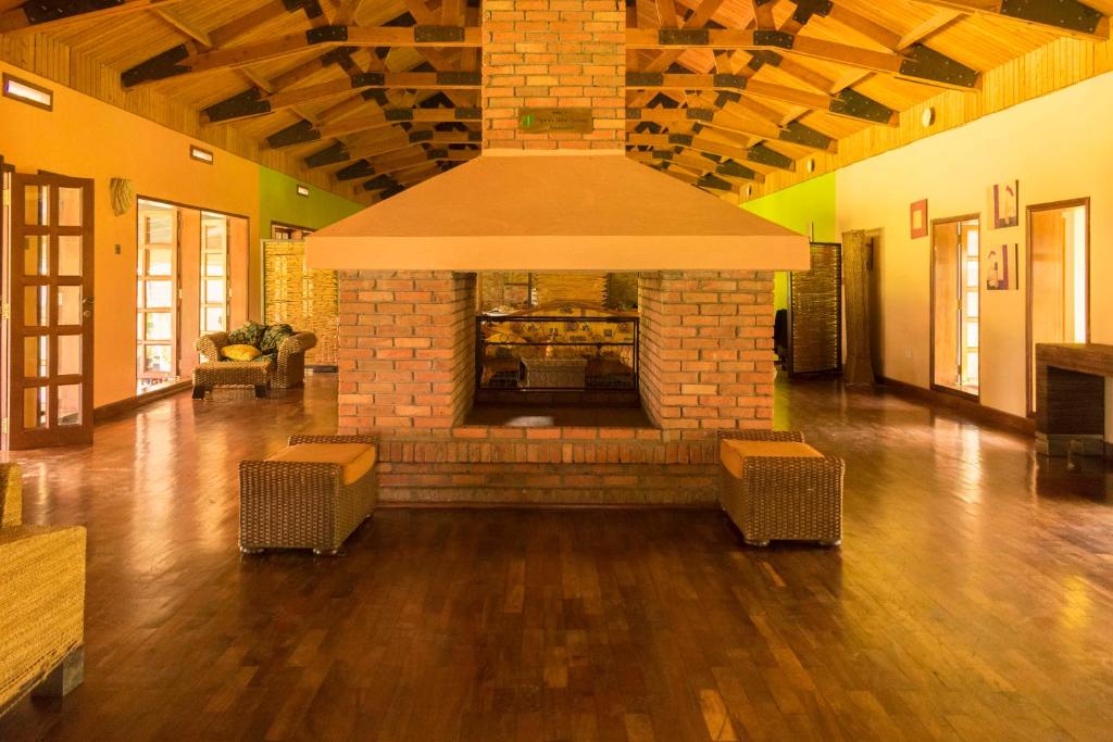 フロント・ロビー