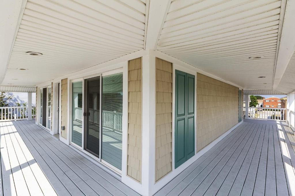 Water Front Delight On The Bay Home photo