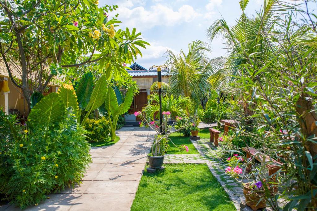 Van Santri Homestay Pemuteran photo