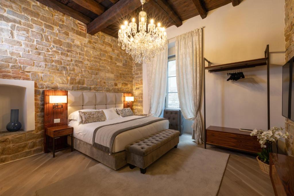 Donati Luxury Tower Suites - 3