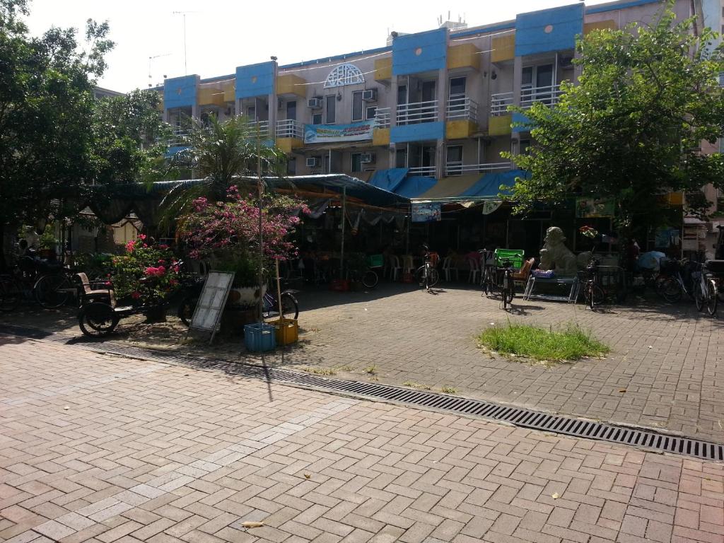 Pemandangan luar