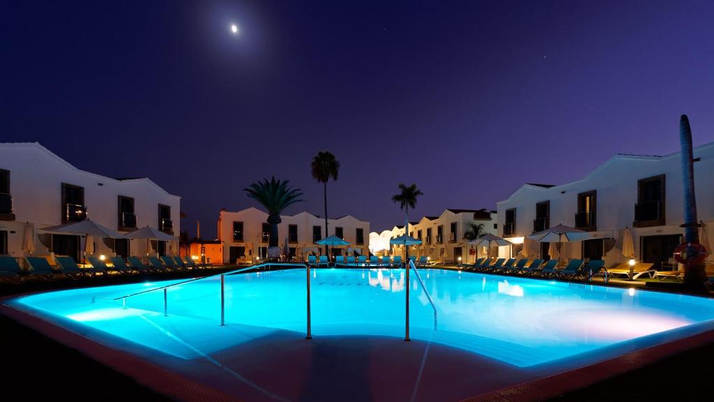 FBC Fortuny Resort - Adults Only — Swimming pool in Maspalomas, Canary Islands