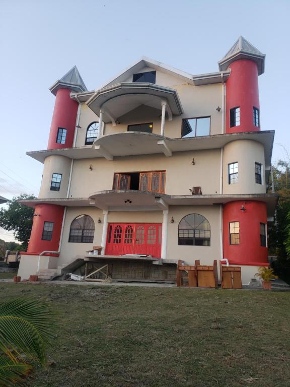 CASTLE VIEW VILLA photo