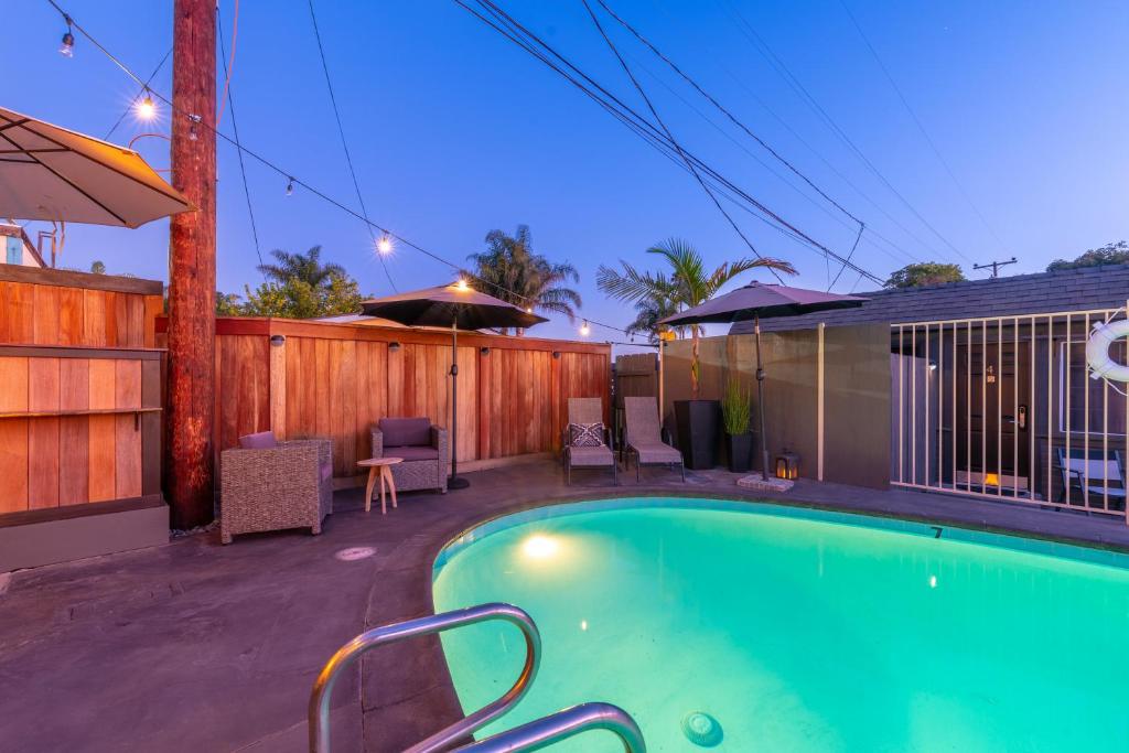 Shell Beach Inn photo