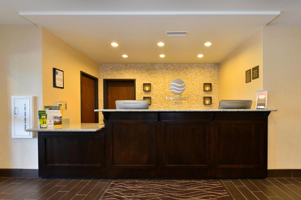 Comfort Inn photo