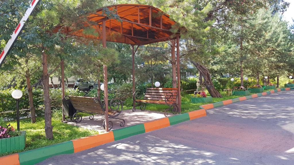 Hotel Korona photo
