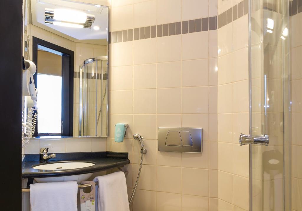 ibis Muscat — Hotel rooms in Muscat, Muscat