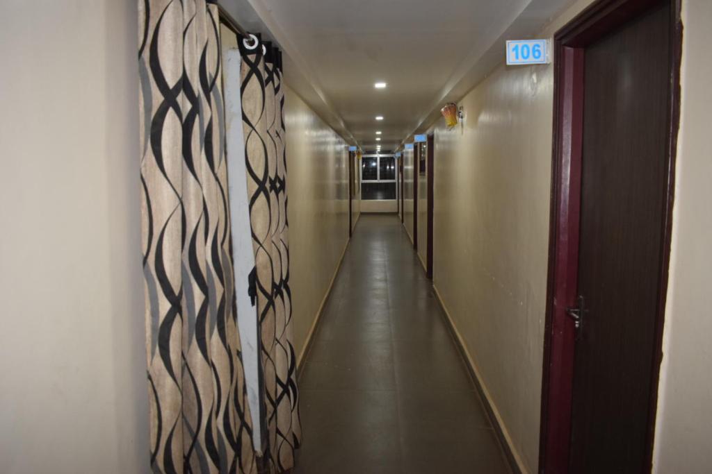 Hotel Peacock photo