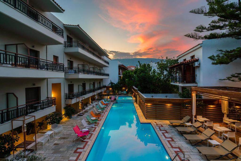 スイミングプール