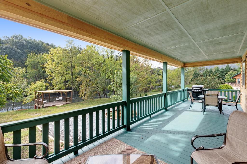 The River House Main image 1