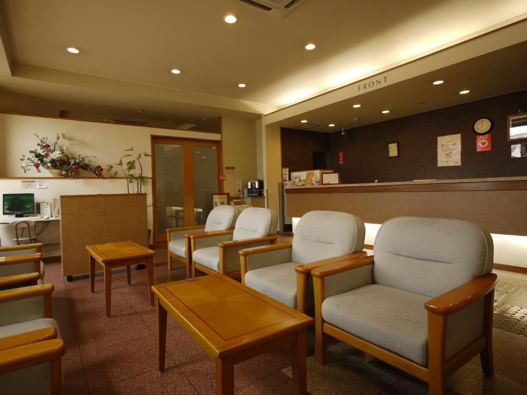 Hotel Route Inn Yokkaichi photo