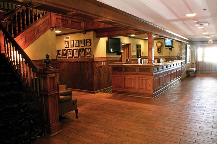 New World Inn – Pensacola, FL