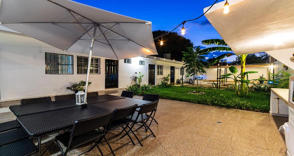 Vacation Rental - Standard Room at Casa Cocoa - 4