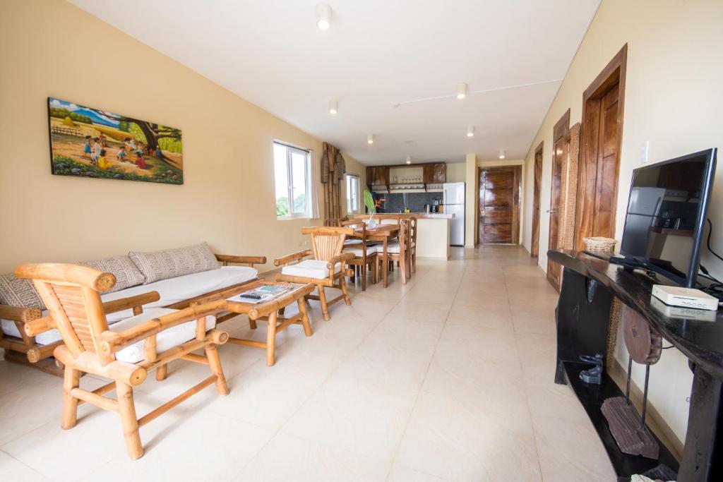 共用ラウンジ/TVエリア