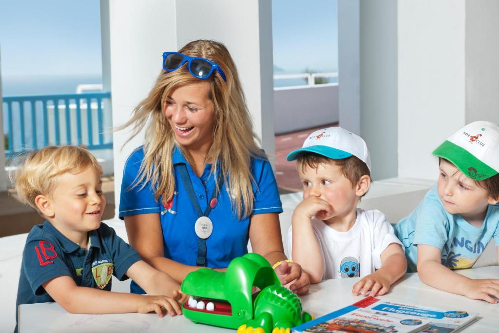 คลับสำหรับเด็ก