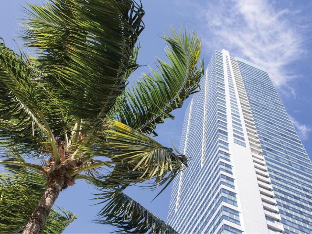 Miami Four Seasons Hotel Miami Additional