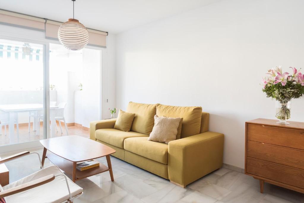 Beautiful apartment with terrace near the beach - 3