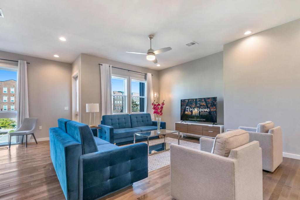 Modern 4BR Villas with Amenities, New Orleans