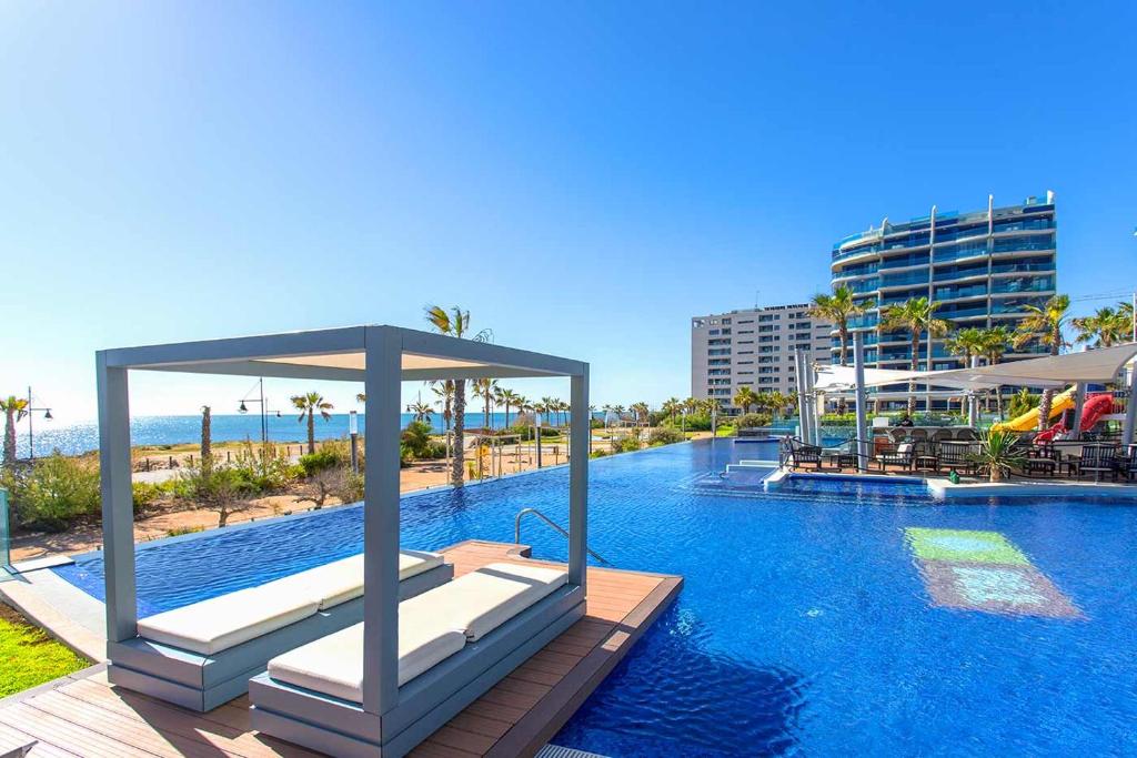 CH Oasis Sea Senses Punta Prima - 3