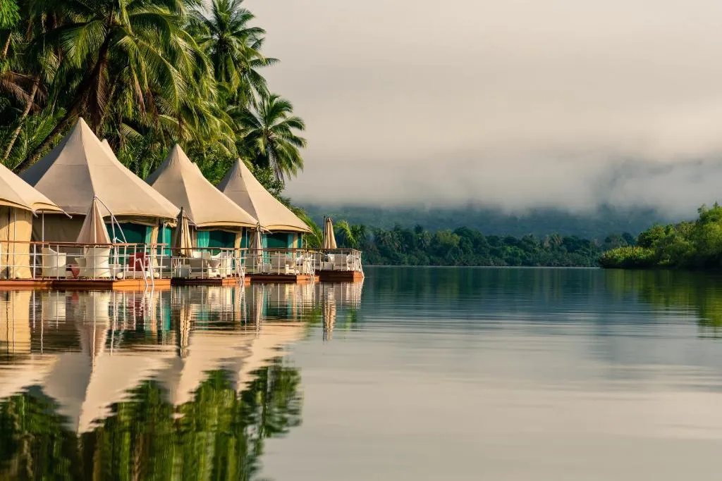 Canvas & Orchids Retreat, hotel in Tatai