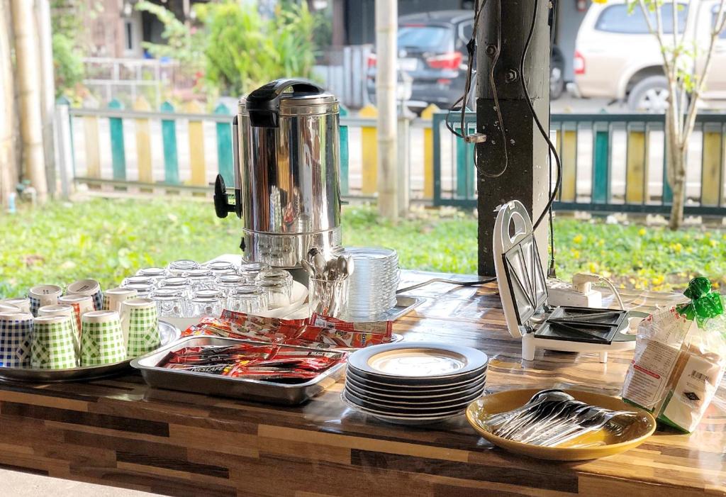 เชอโคว์ เชอโคว์ โฮมสเตย์