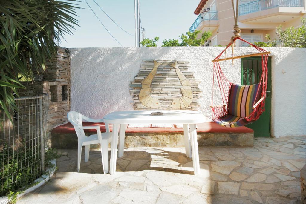 Accomondation next to the sea photo