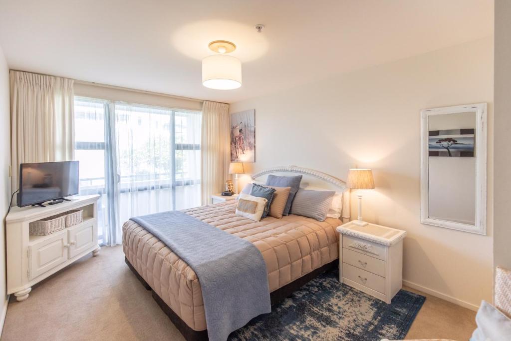 Beach Break Escape 226, Mount Maunganui