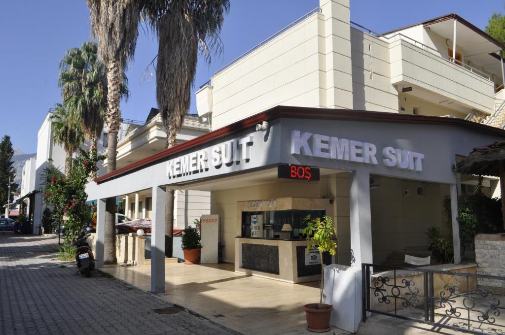 KEMER SUIT photo