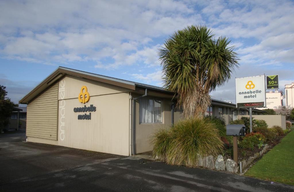 Annabelle Motel photo